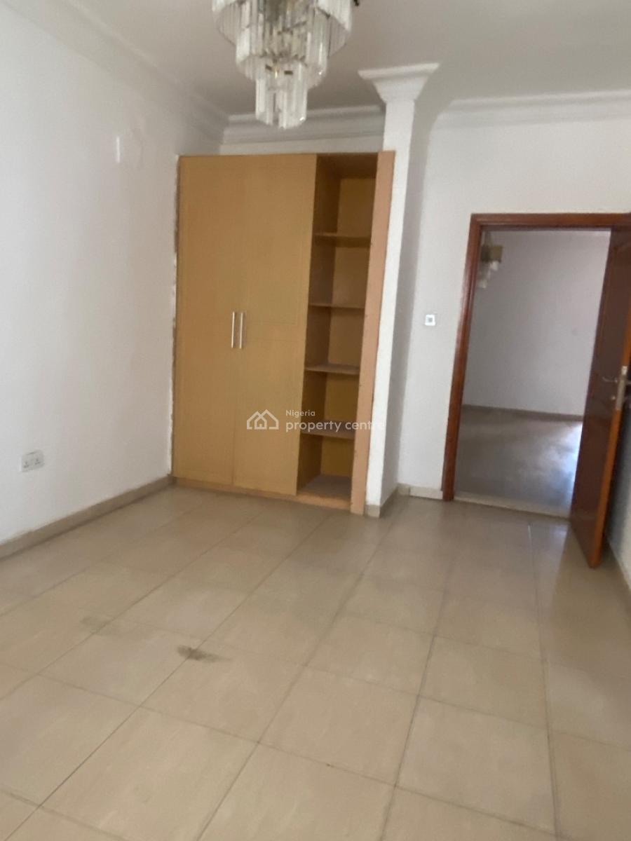 Luxury Spacious 4 Bedroom Semi Detached Duplex Witb 2bqs, Ikoyi Gerrad Road , in a Beautiful Estate, Ikoyi, Lagos, Semi-detached Duplex for Rent