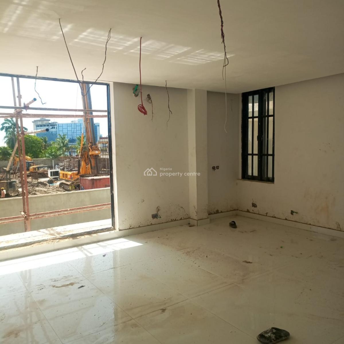 Spacious Balcony with Waterview 2 Bedroom Terrace Bq 24:7 Power & Secu, Lekki Phase 1, Lekki, Lagos, Flat / Apartment for Sale