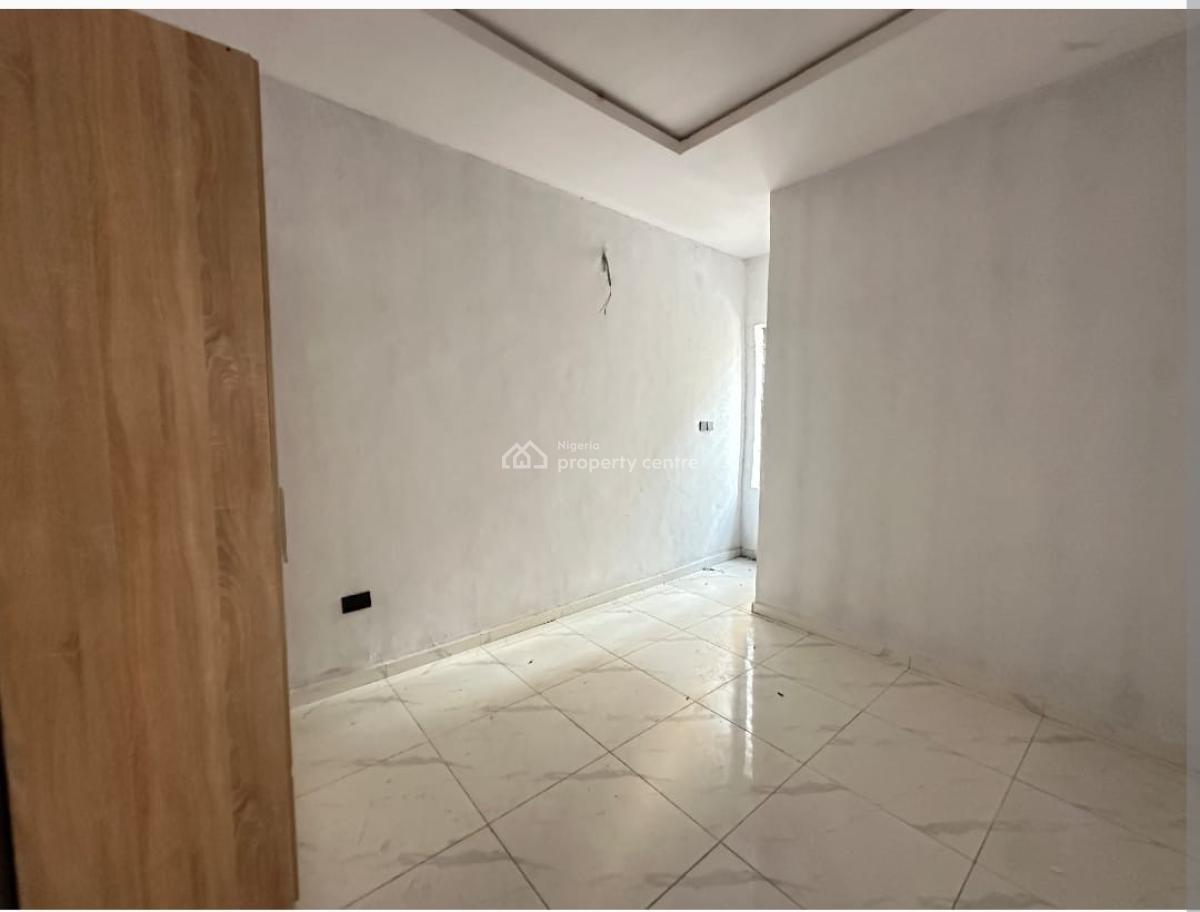 Luxury Self Compound 4bedroom Terrace Duplex, Metro Homes Abraham Adesanya, Ajah, Lagos, Terraced Duplex for Sale