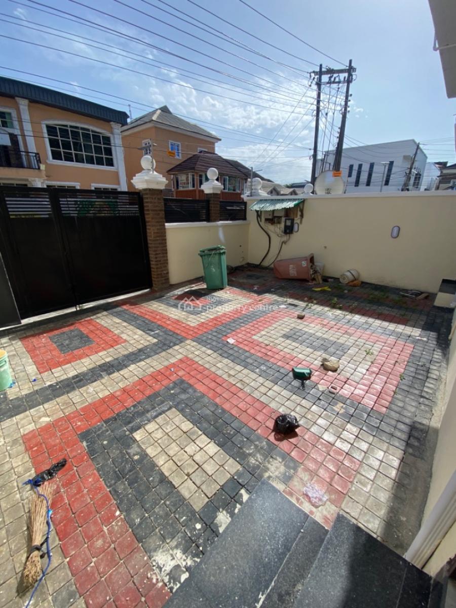Spacious 4 Bedrooms Semi Detached Duplex with Bq, Osapa Estate, Osapa, Lekki, Lagos, Semi-detached Duplex for Rent