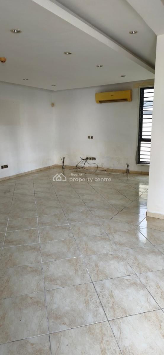 2 Bedroom Apartment with Swimming Pool and Gym on Ground Floor, Banana Island, Ikoyi, Lagos, Flat / Apartment for Rent