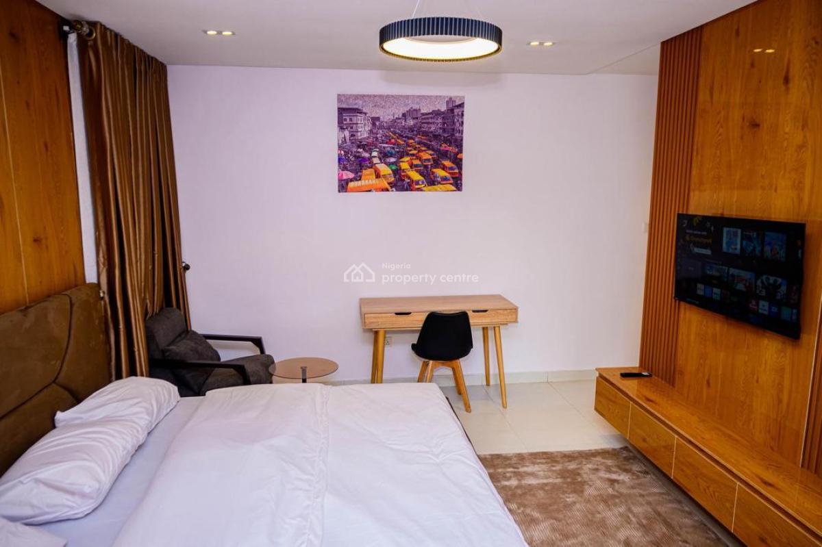 Luxury 2 Bedroom Pool, Gym, Ps5  Near Airport & Mall, 520 Obafemi Awolowo Way, Alausa, Ikeja, Lagos, Flat / Apartment Short Let