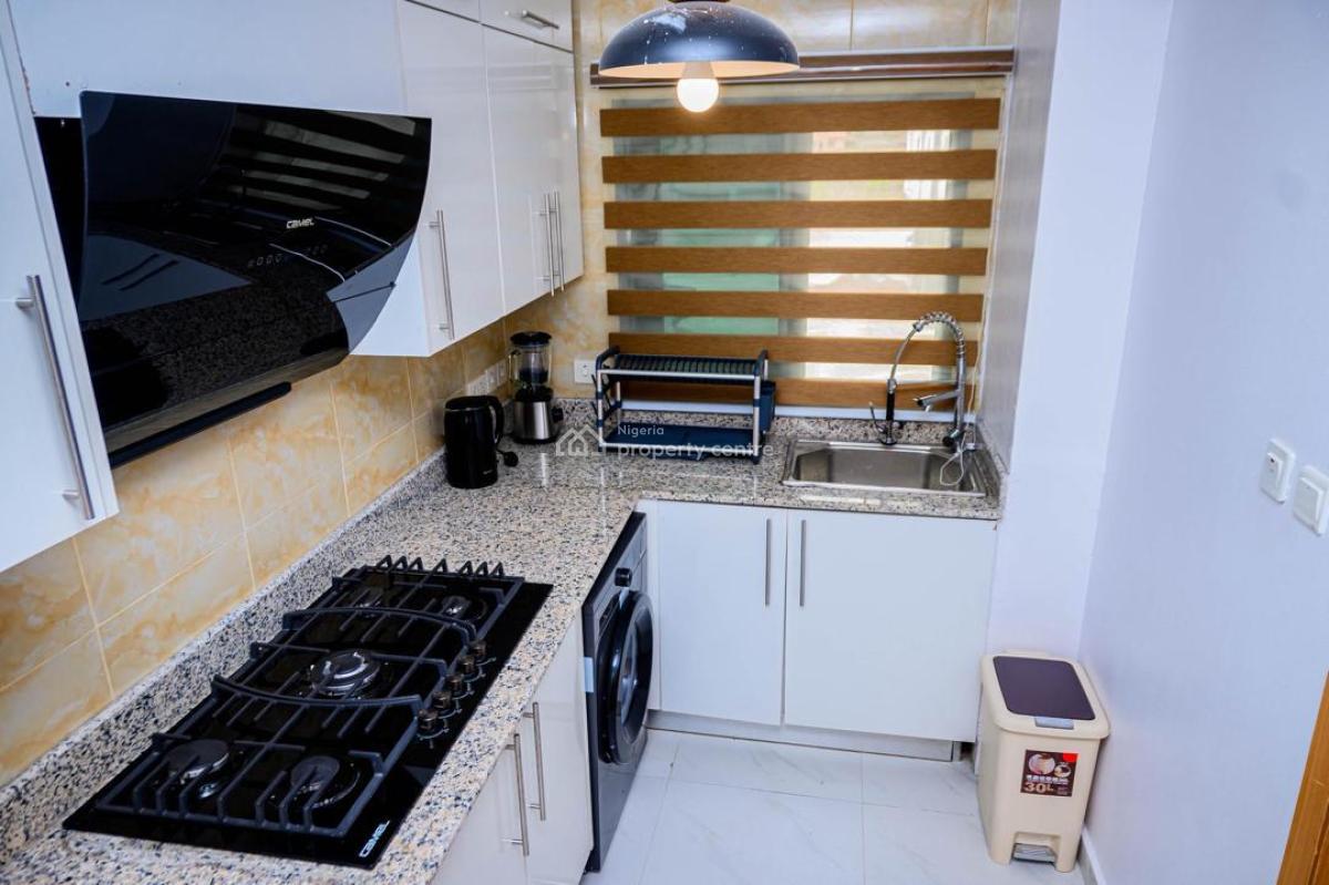 Luxury 2 Bedroom Pool, Gym, Ps5  Near Airport & Mall, 520 Obafemi Awolowo Way, Alausa, Ikeja, Lagos, Flat / Apartment Short Let