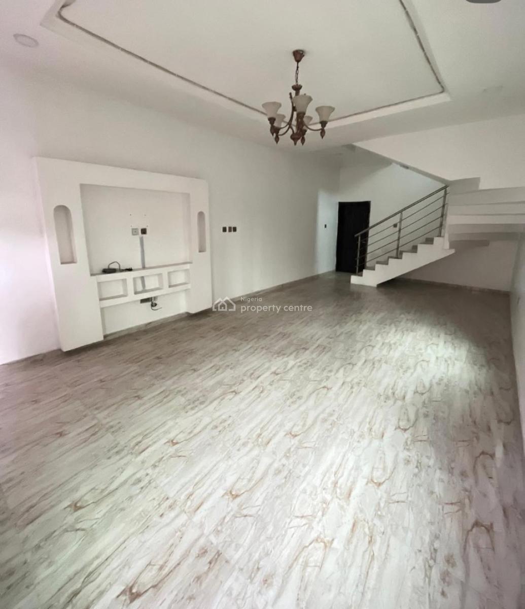 2 Bedroom Semi-detached with Self Compound, Lekki, Lagos, Semi-detached Duplex for Sale