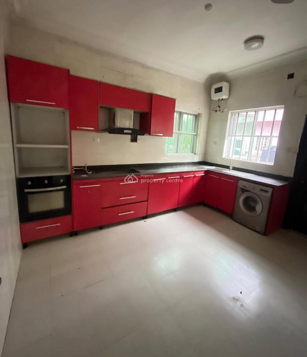 2 Bedroom Semi-detached with Self Compound, Lekki, Lagos, Semi-detached Duplex for Sale