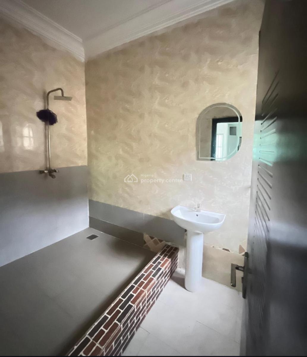 2 Bedroom Semi-detached with Self Compound, Lekki, Lagos, Semi-detached Duplex for Sale