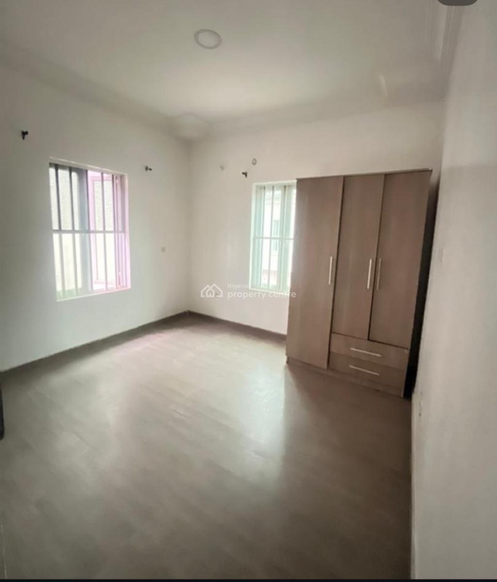 2 Bedroom Semi-detached with Self Compound, Lekki, Lagos, Semi-detached Duplex for Sale