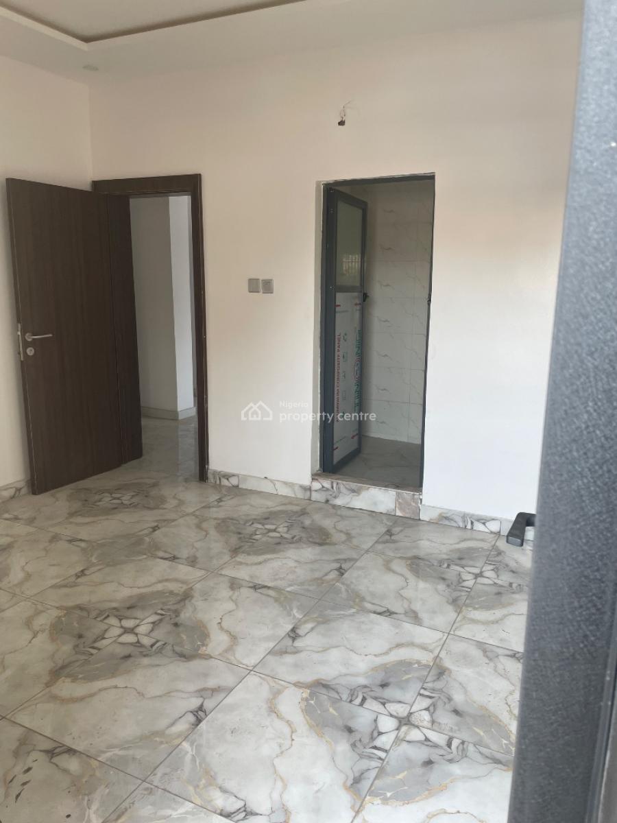 2 Bedroom, Iwaya, Yaba, Lagos, Flat / Apartment for Rent