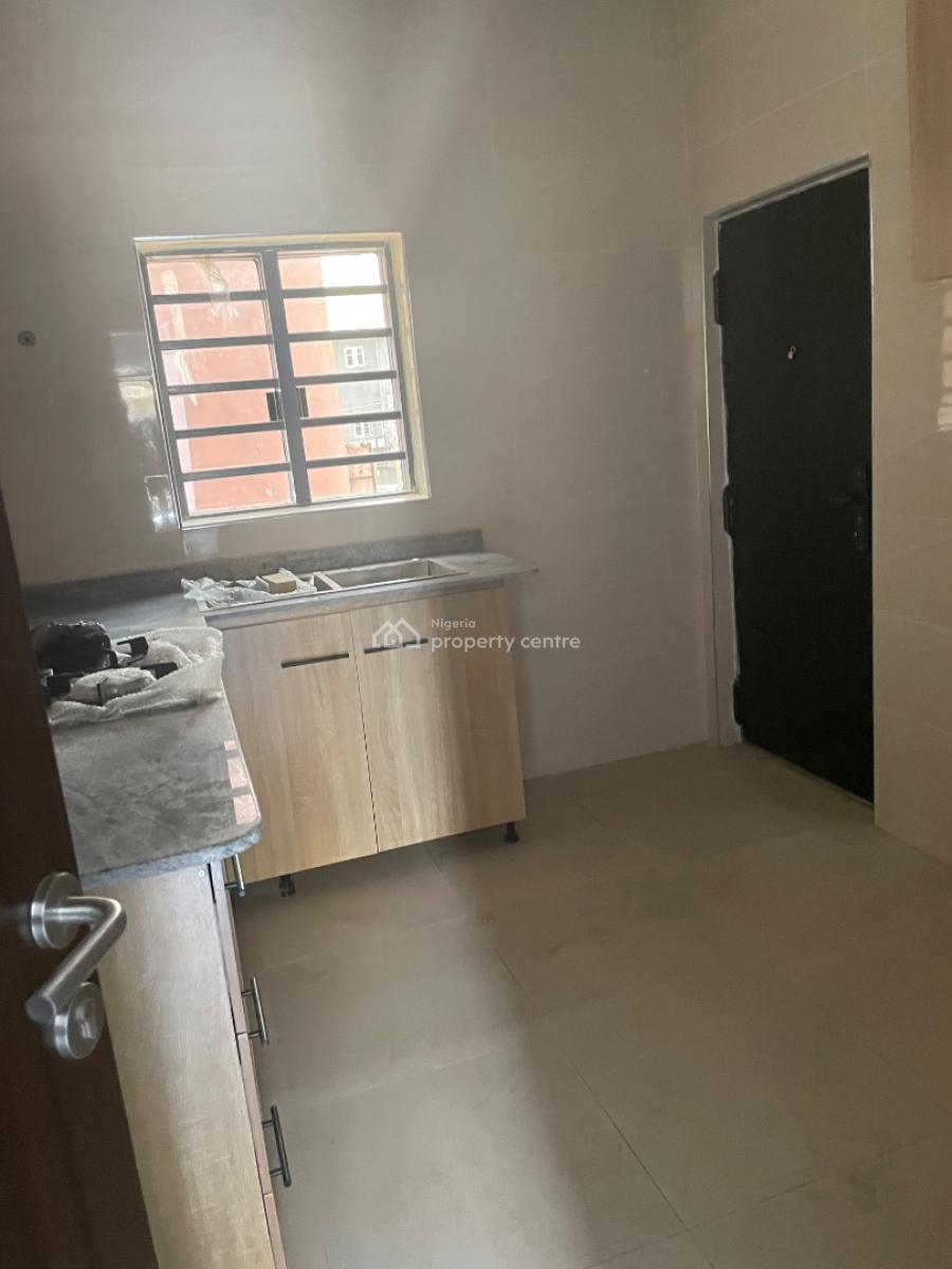 2 Bedroom, Iwaya, Yaba, Lagos, Flat / Apartment for Rent