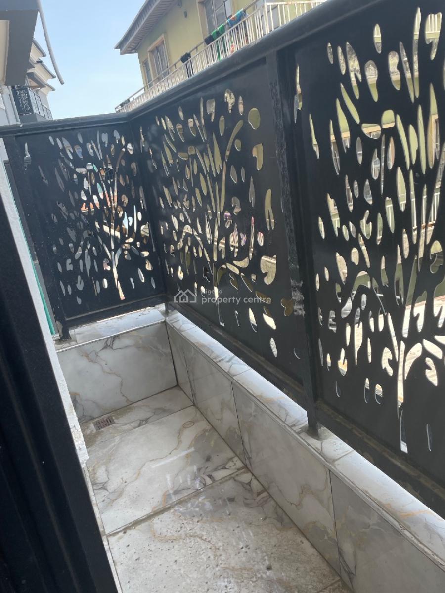 2 Bedroom, Iwaya, Yaba, Lagos, Flat / Apartment for Rent