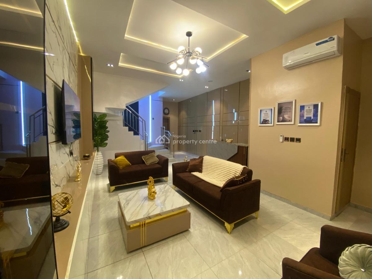 Luxurious Three Bedroom Apartment, Ss Court Estate Gate 1, Inside Royal Pine Estate Gate 3. Orchid Lekki, Lekki, Lagos, Semi-detached Duplex Short Let