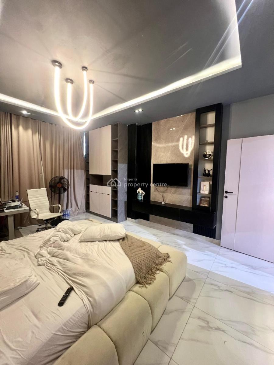 Luxury 2 Bedroom Serviced Apartment, Lekki Phase 1, Lekki, Lagos, Flat / Apartment for Sale