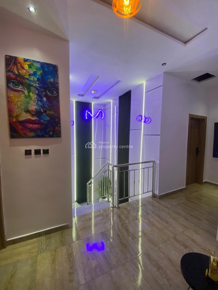 Luxurious Two Bedroom, Ss Court Estate Gate 1, Inside Royal Pine Estate Gate 3. Orchid Lekki, Lekki, Lagos, House Short Let