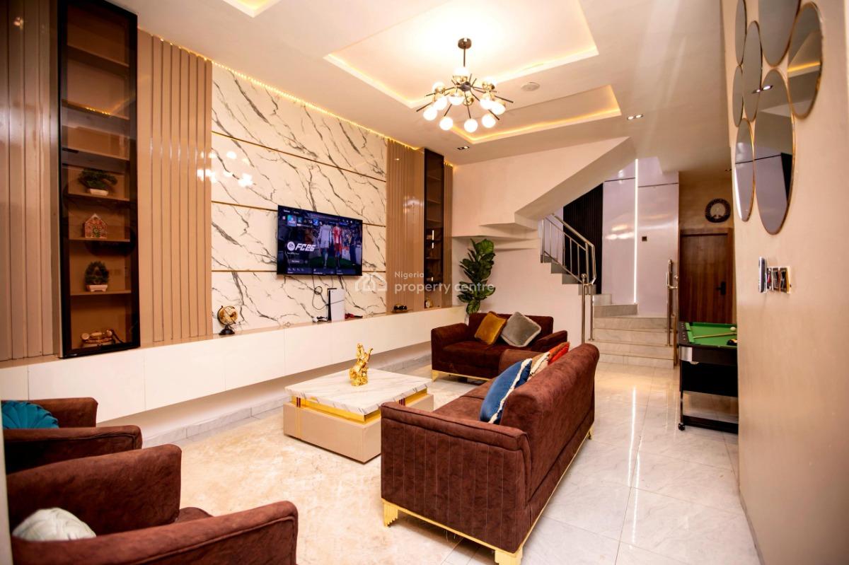 Luxurious Two Bedroom, Ss Court Estate Gate 1, Orchid, Lekki, Lagos, House Short Let