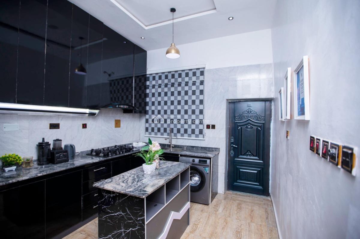 Luxurious Two Bedroom, Ss Court Estate Gate 1, Orchid, Lekki, Lagos, House Short Let