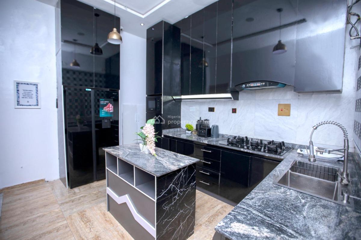 Luxurious Two Bedroom, Ss Court Estate Gate 1, Orchid, Lekki, Lagos, House Short Let