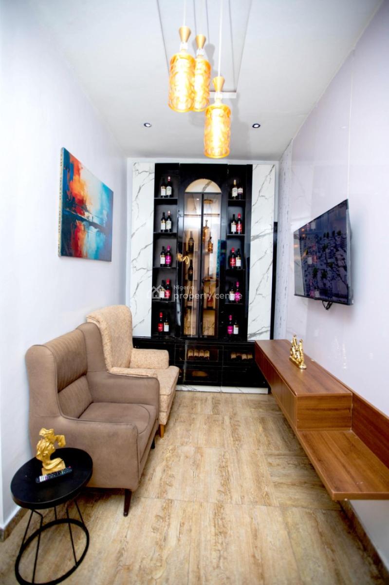 Luxurious Two Bedroom, Ss Court Estate Gate 1, Orchid, Lekki, Lagos, House Short Let