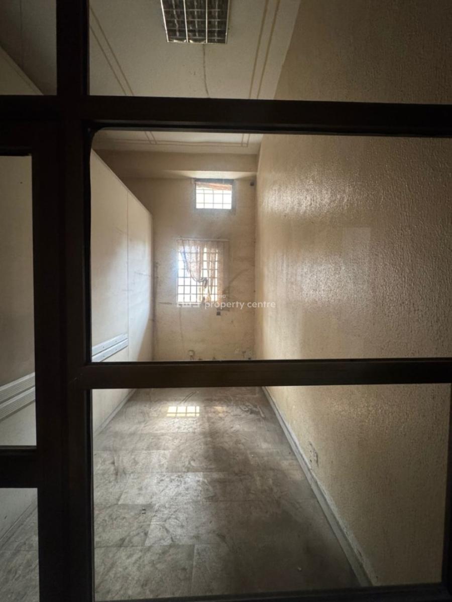 250sqm Ground Floor Commercial Space, Victoria Island (vi), Lagos, Commercial Property for Rent