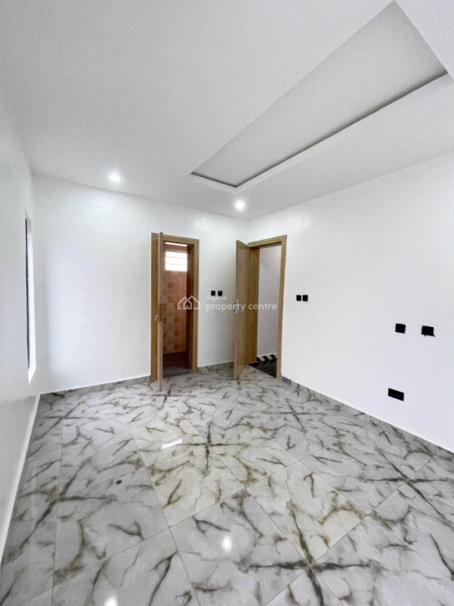 2 Bedroom Apartments, Ologolo, Lekki, Lagos, House for Rent