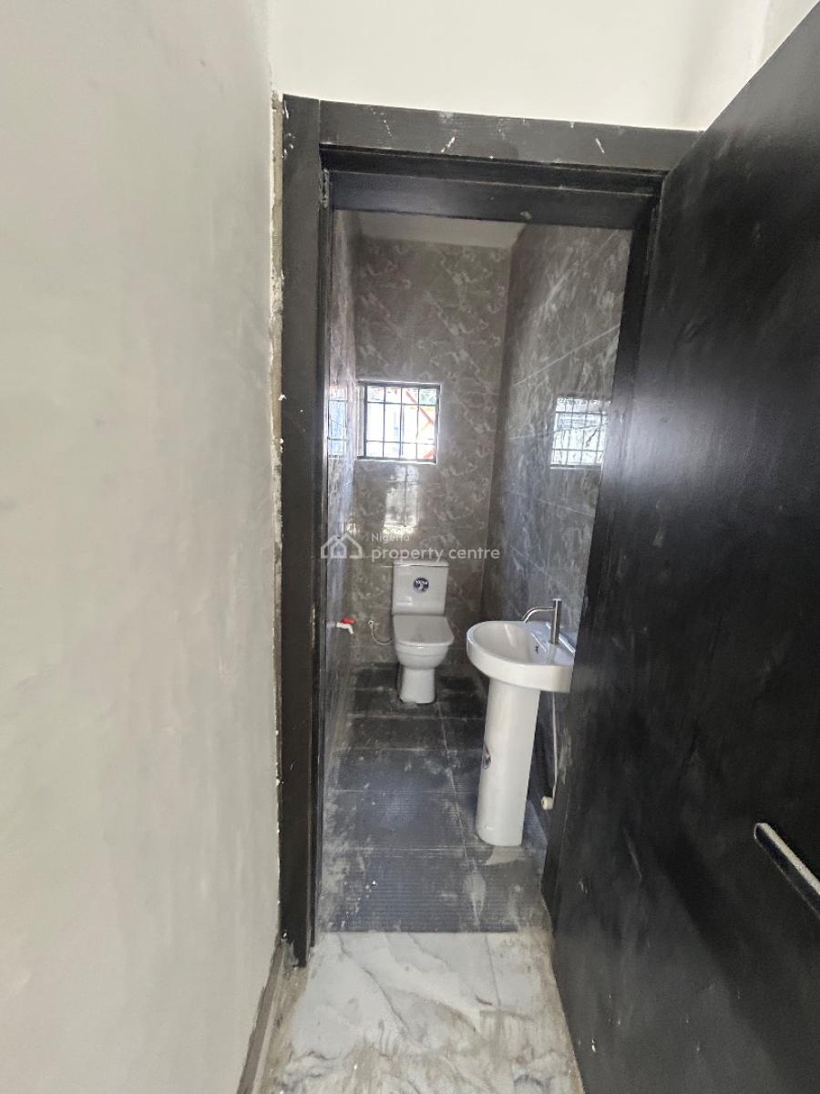 a Newly Built 3 Bedroom Apartment, Osapa, Lekki, Lagos, Flat / Apartment for Rent