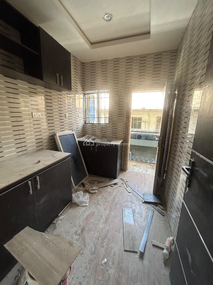 a Newly Built 3 Bedroom Apartment, Osapa, Lekki, Lagos, Flat / Apartment for Rent