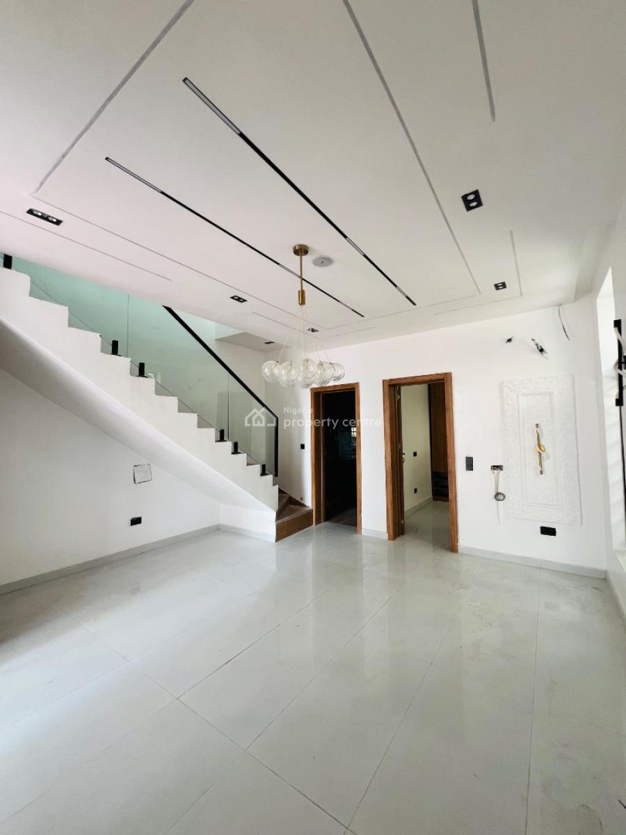 3 Bedroom Semi Detached, Ikota, Lekki, Lagos, Semi-detached Duplex for Sale