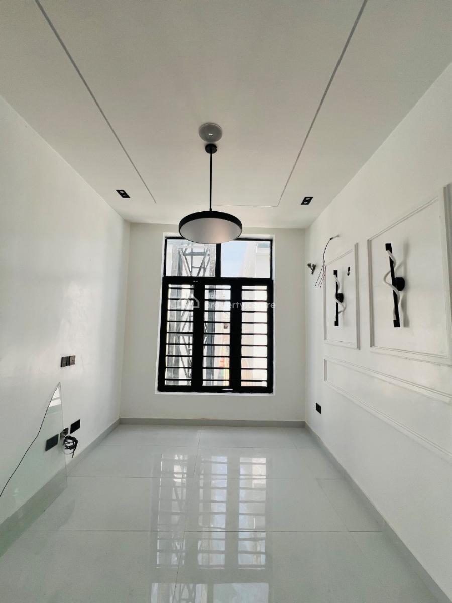 3 Bedroom Semi Detached, Ikota, Lekki, Lagos, Semi-detached Duplex for Sale