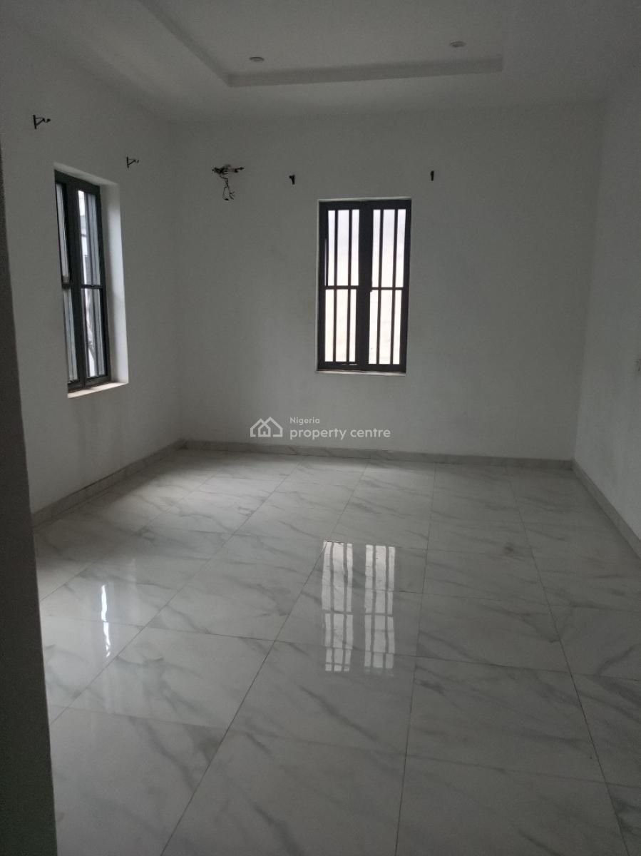 4 Bedroom Duplex with Big Big Self Compound, Osapa, Lekki, Lagos, Semi-detached Duplex for Rent