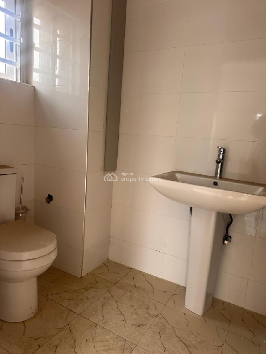 2 Bedroom Waterview Penthouse with Bq, Pool, Gym, Jetty, Lift, Ikoyi, Lagos, Flat / Apartment for Sale