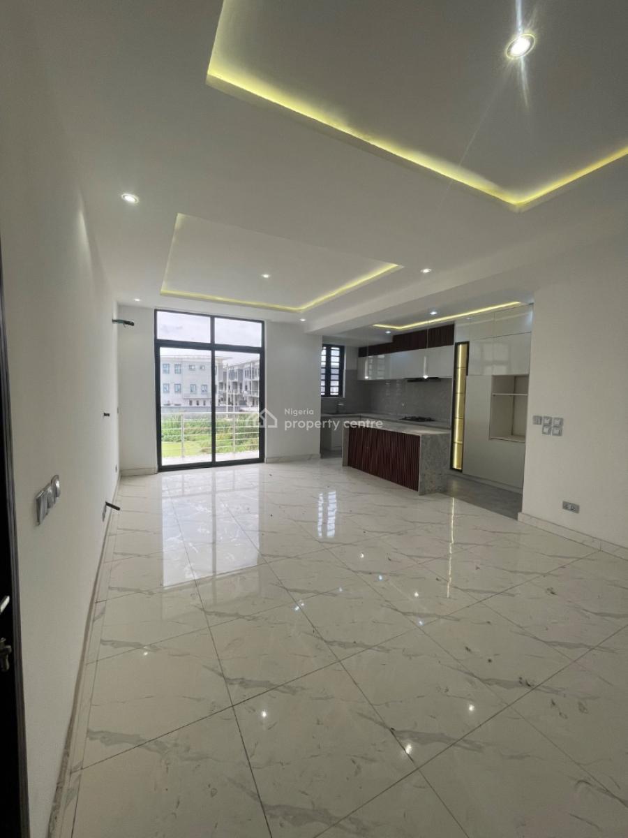 Alluringly Finished Luxury 2  Bedroom Apartment  in a Communal Space, Ikate, Lekki, Lagos, Flat / Apartment for Sale