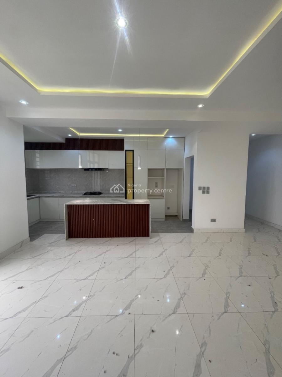 Alluringly Finished Luxury 2  Bedroom Apartment  in a Communal Space, Ikate, Lekki, Lagos, Flat / Apartment for Sale