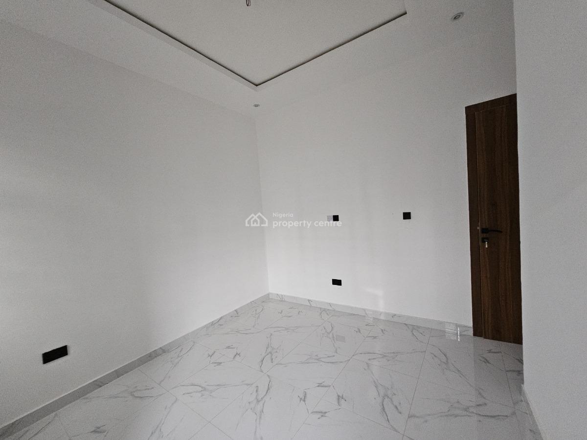 Luxury 3 Bedroom Apartments, Lekki Scheme 2 Ogombo Road, Ajah, Lagos, Flat / Apartment for Rent