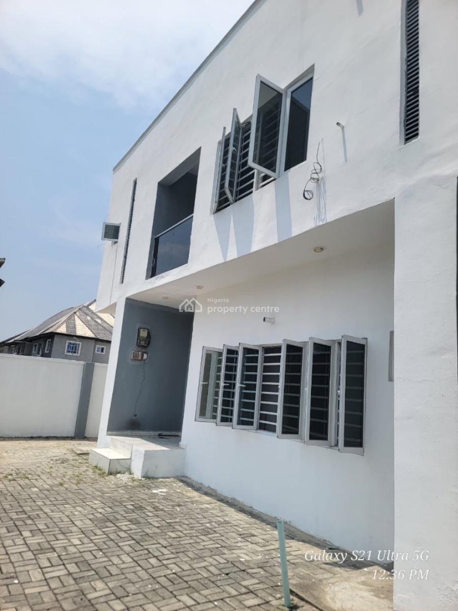 Standard 4 Bedroom Terrace Duplex, Off Orchid Road Lafiaji Community, Lekki Phase 2, Lekki, Lagos, Terraced Duplex for Rent