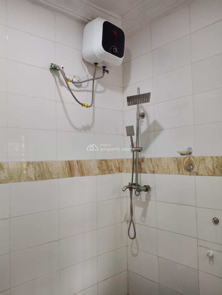 Furnished & Serviced 3 Bedrooms Flat, Femi Quadiri Street, Katampe (main), Katampe, Abuja, Flat / Apartment for Rent