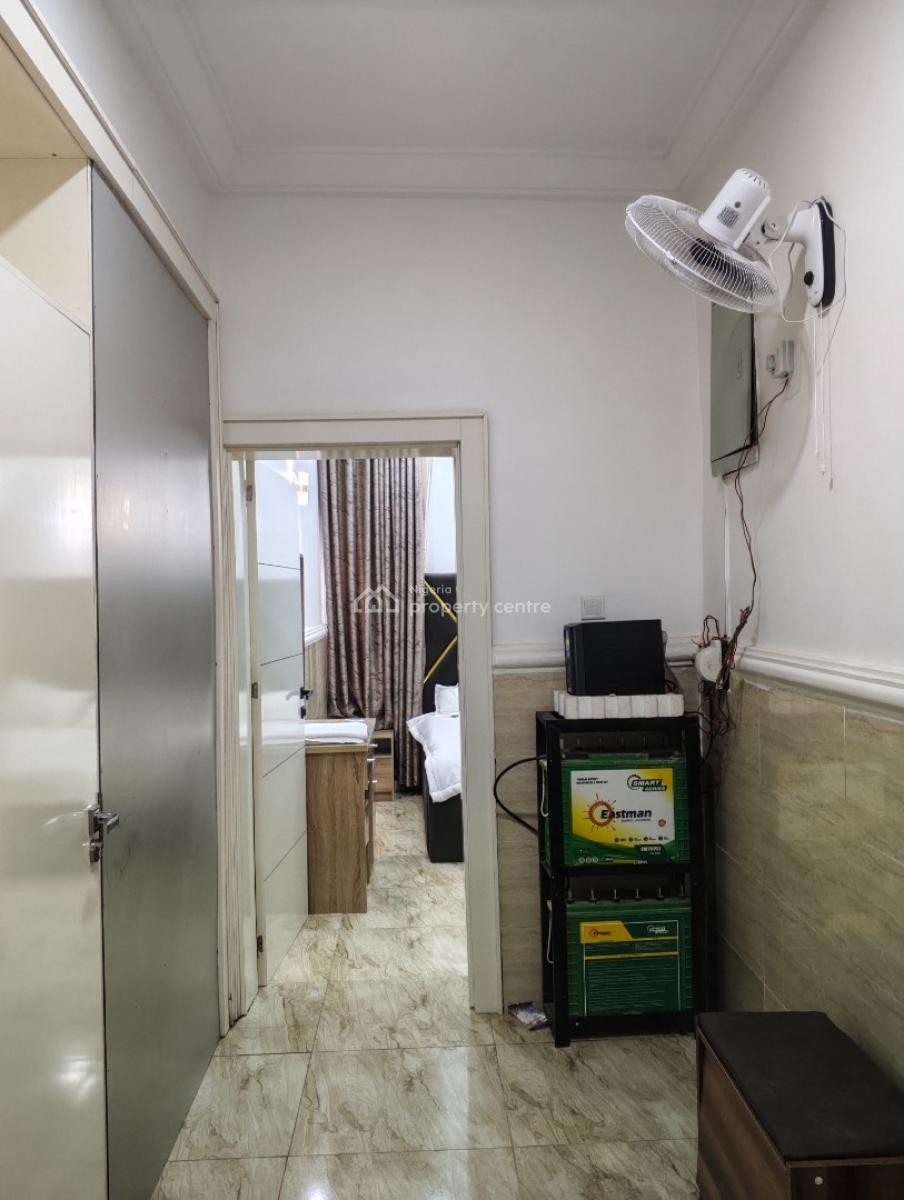 Furnished & Serviced 3 Bedrooms Flat, Femi Quadiri Street, Katampe (main), Katampe, Abuja, Flat / Apartment for Rent