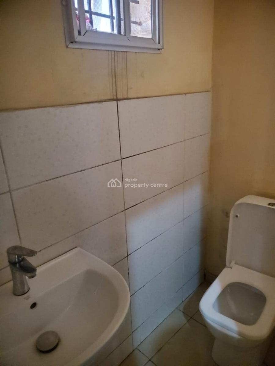 Newly Renovated 3 Bedroom Apartment. Video Available on Request., Oral Estate, Lekki, Lagos, Flat / Apartment for Rent