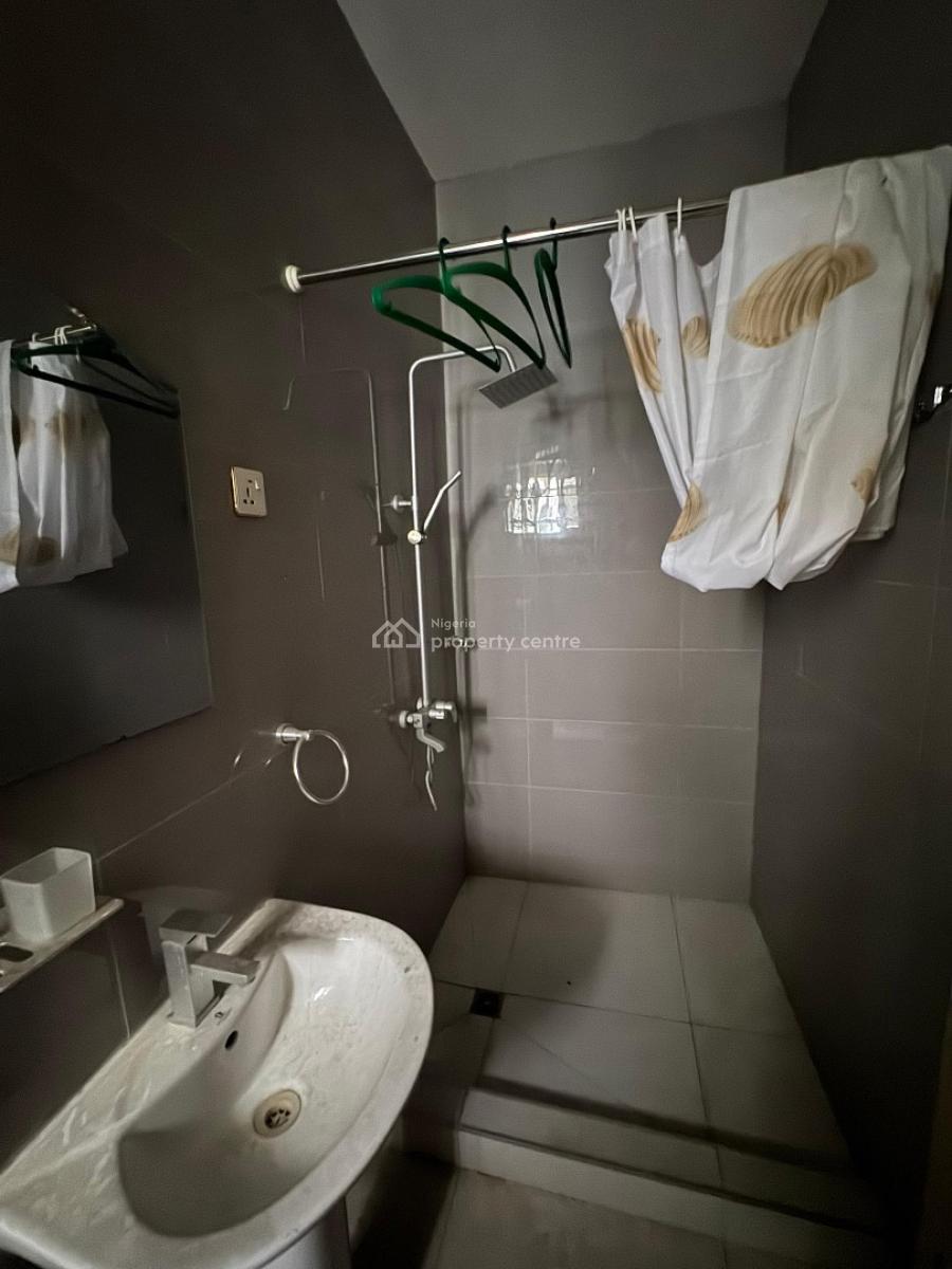 3 Bedroom Apartment Up, Ikate, Lekki, Lagos, Flat / Apartment for Rent