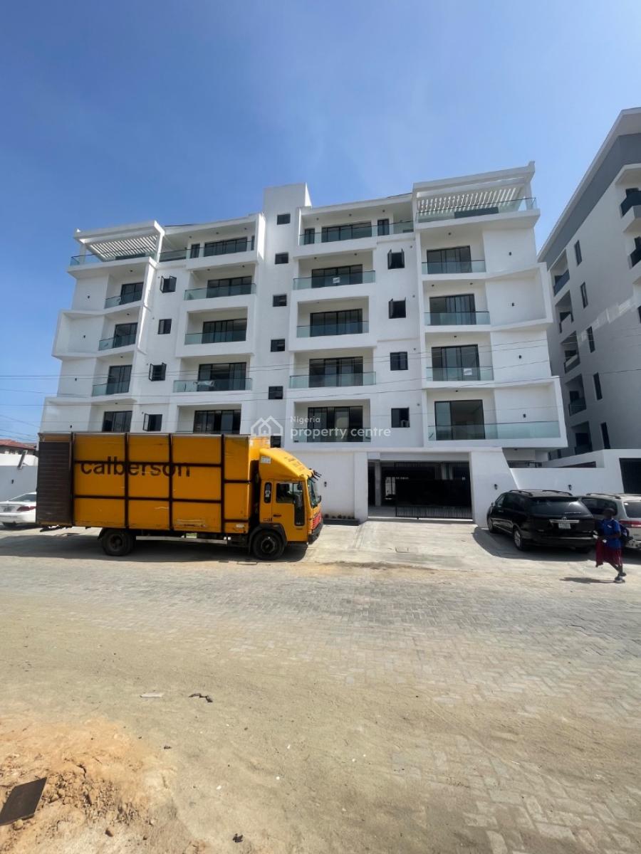 Spacious Luxury 2 Bedroom Apartment in a Communal Space for Grab, Ikate, Lekki, Lagos, Flat / Apartment for Sale