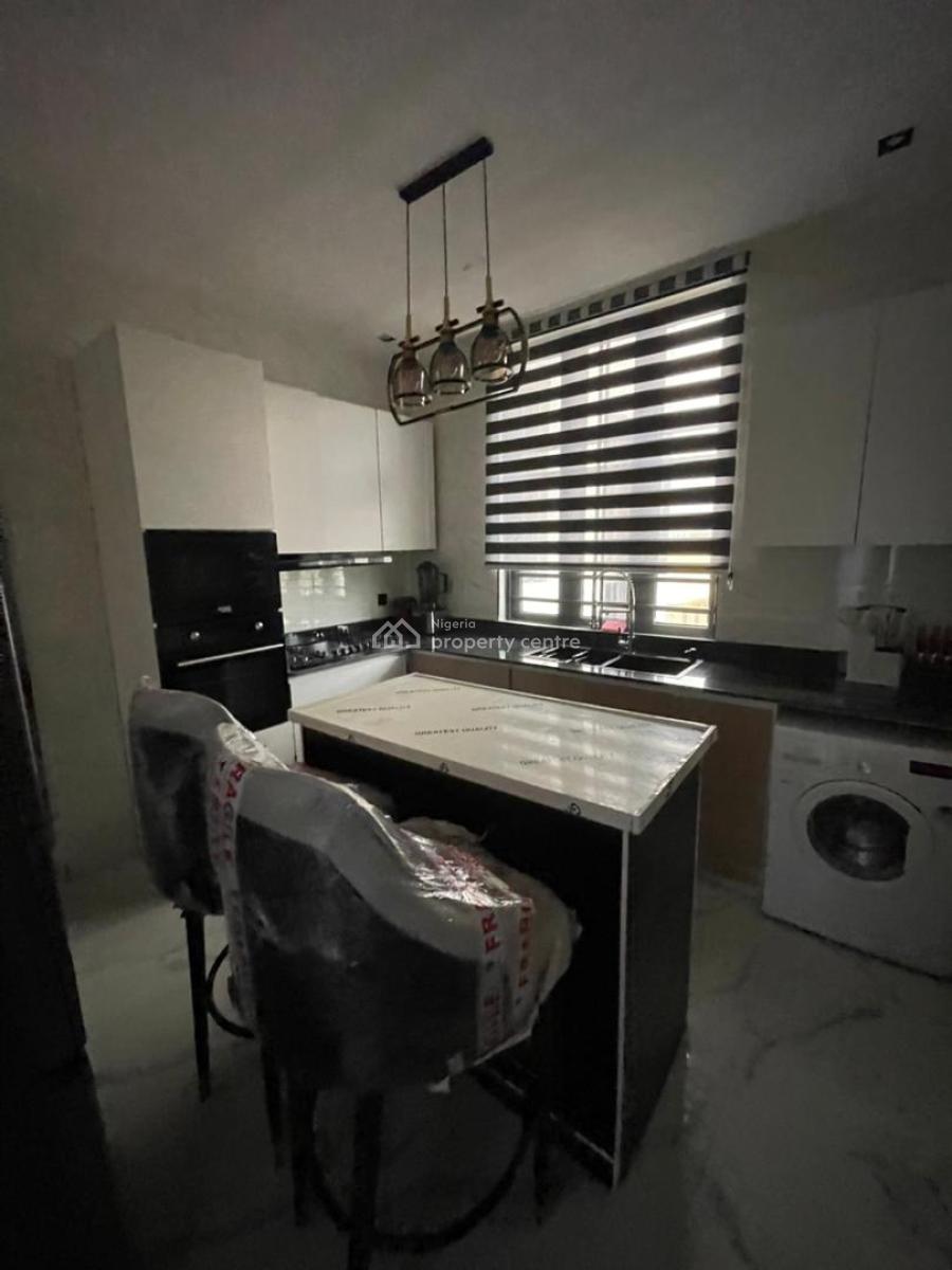 Luxury  3 Bedroom Fully Furnished with Excellent Facility, Lekki Phase 1, Lekki, Lagos, Flat / Apartment for Rent