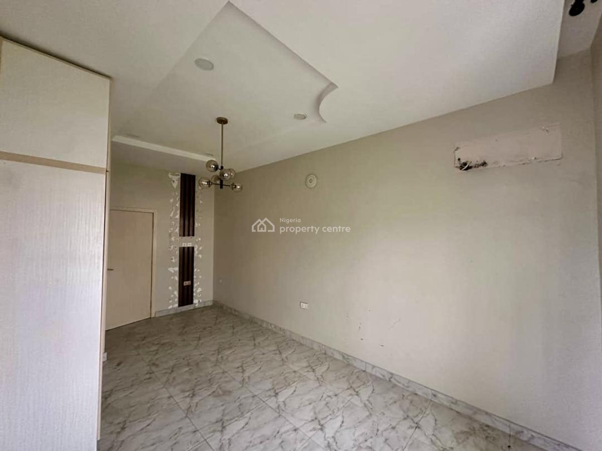 Spacious 3 Bedroom Apartment Available, Ikate, Lekki, Lagos, Flat / Apartment for Rent