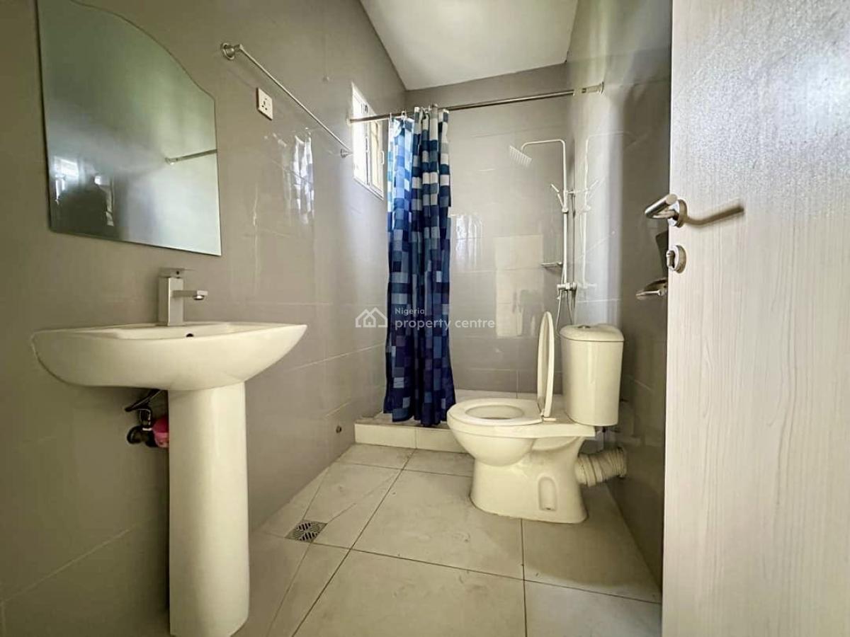 Spacious 3 Bedroom Apartment Available, Ikate, Lekki, Lagos, Flat / Apartment for Rent