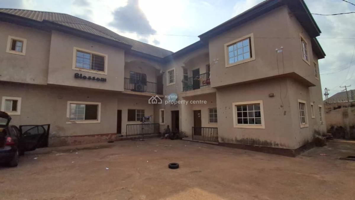 Block of 8 Flats on 1,232sqm with Cofo, Okpuno, Awka, Anambra, Block of Flats for Sale