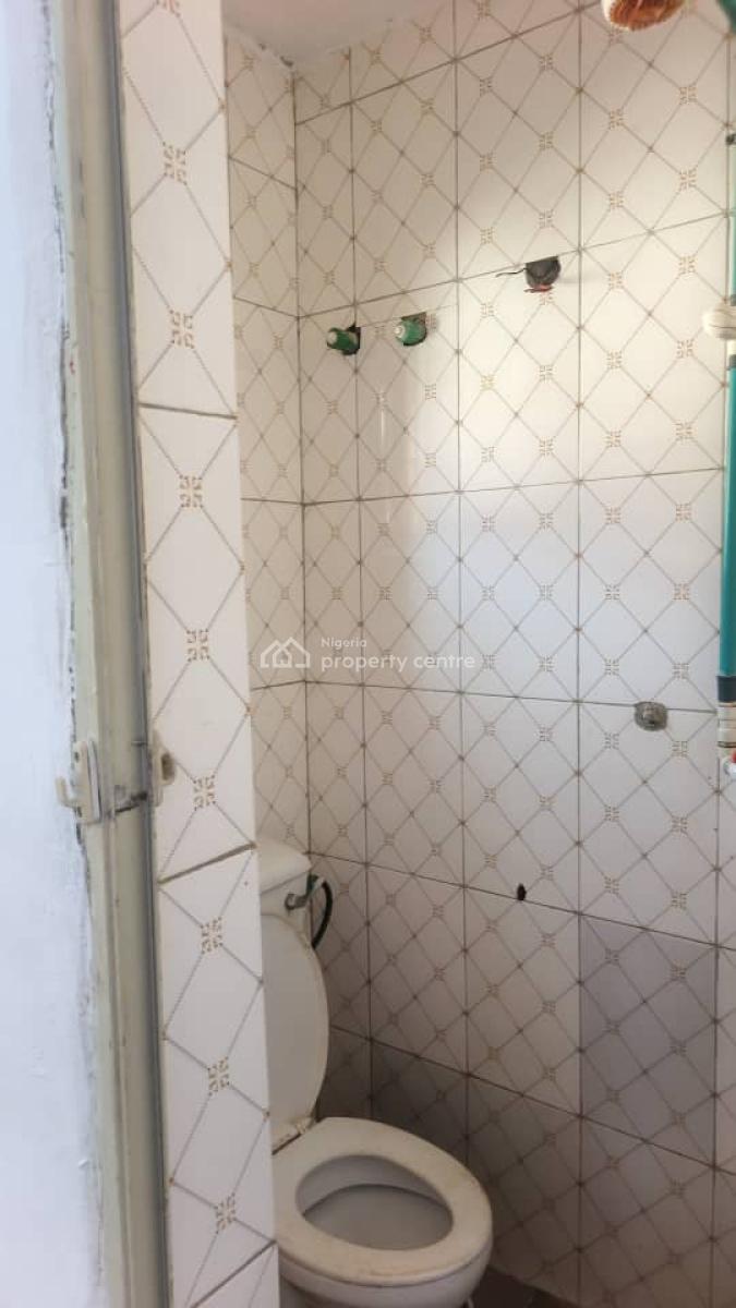a Massive Spacious Mini Flat Upstairs, Sangotedo, Ajah, Lagos, Flat / Apartment for Rent