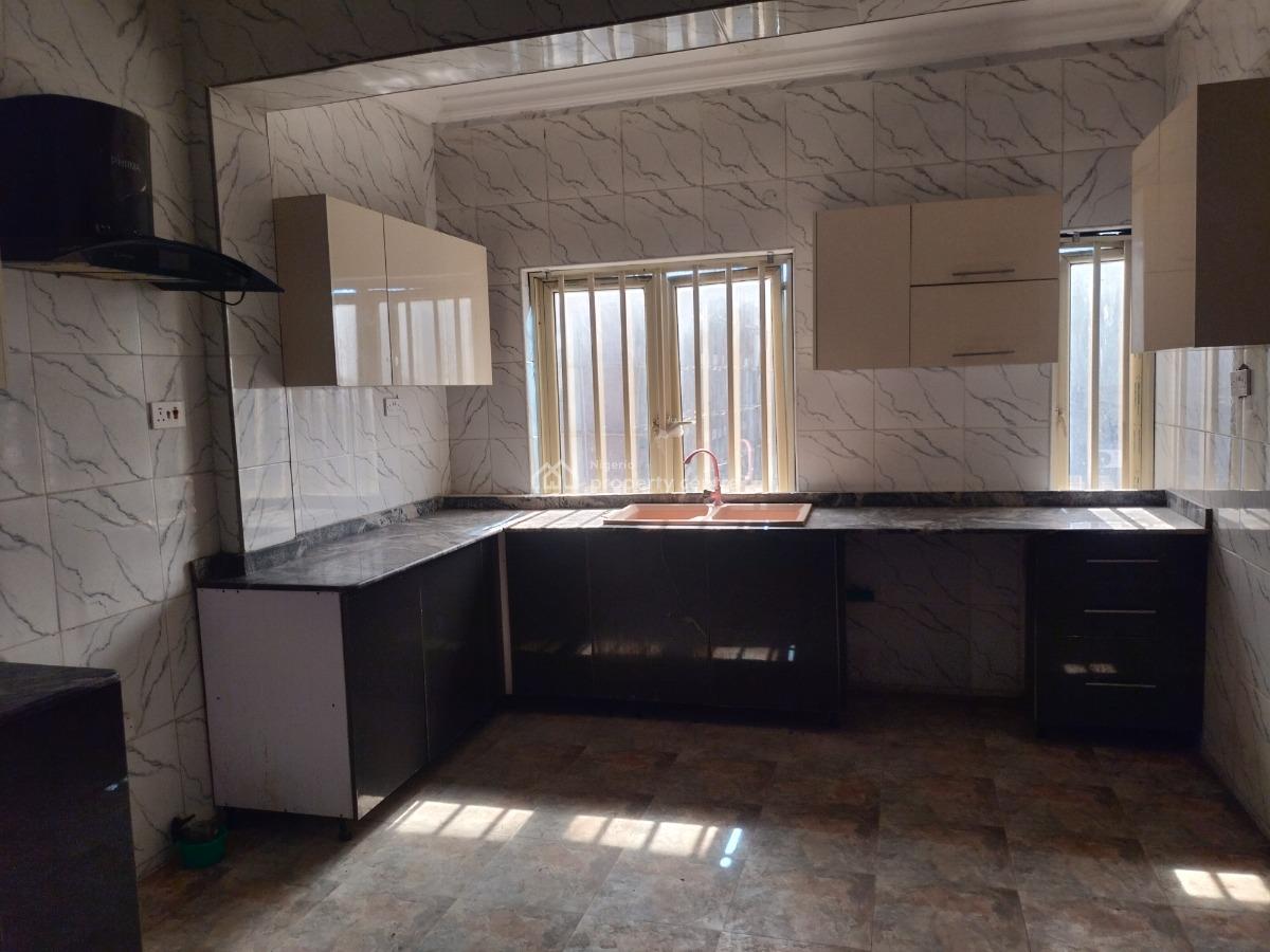 Serviced 3-bedroom Apartment with Elevator, Pool & Gym in Ikate, Ikate Elegushi, Lekki, Lagos, Flat / Apartment for Rent