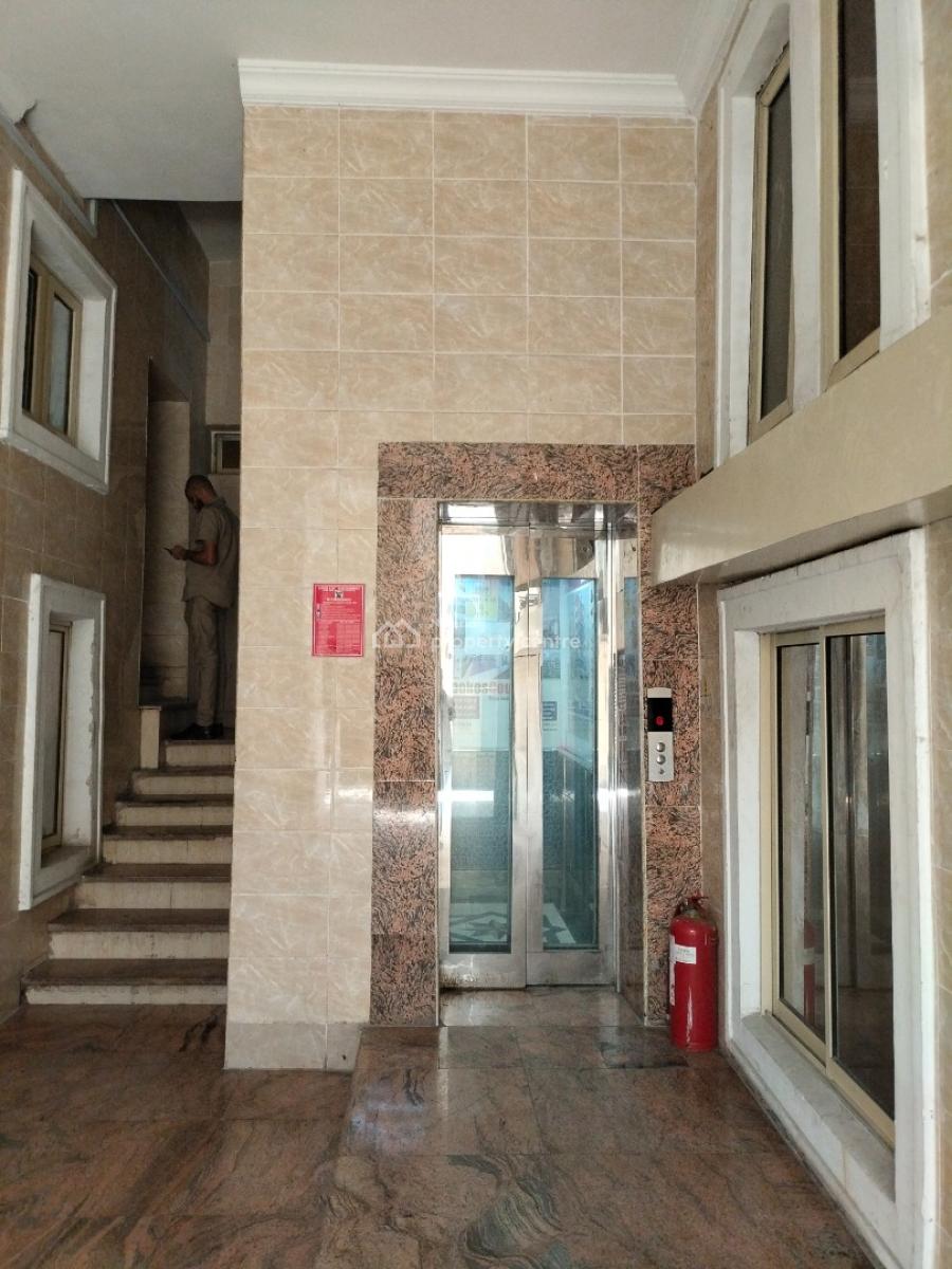 Serviced 3-bedroom Apartment with Elevator, Pool & Gym in Ikate, Ikate Elegushi, Lekki, Lagos, Flat / Apartment for Rent