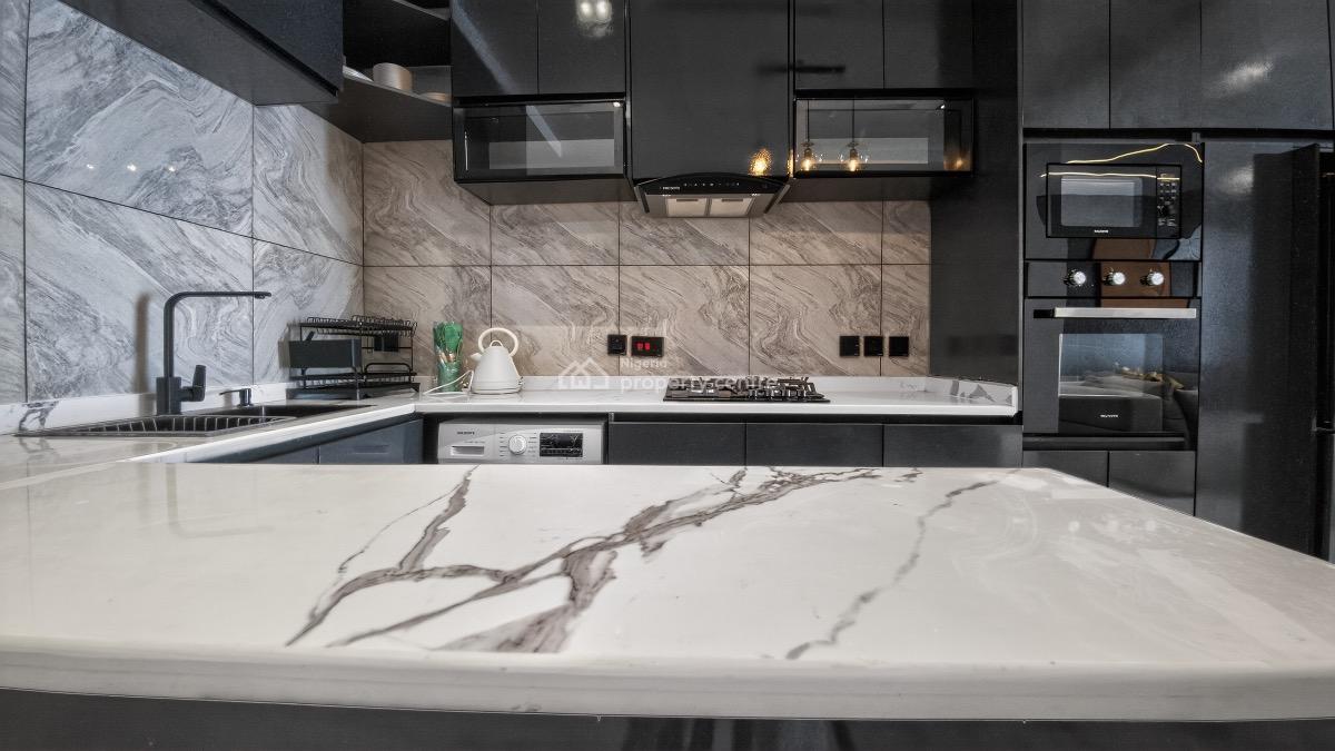 Exquisite Fully Furnished 2-bedroom Apartment -- Comfort & Style, Seagate Estate, Kusenla Road, Ikate Elegushi, Lekki, Lagos, Flat / Apartment for Sale