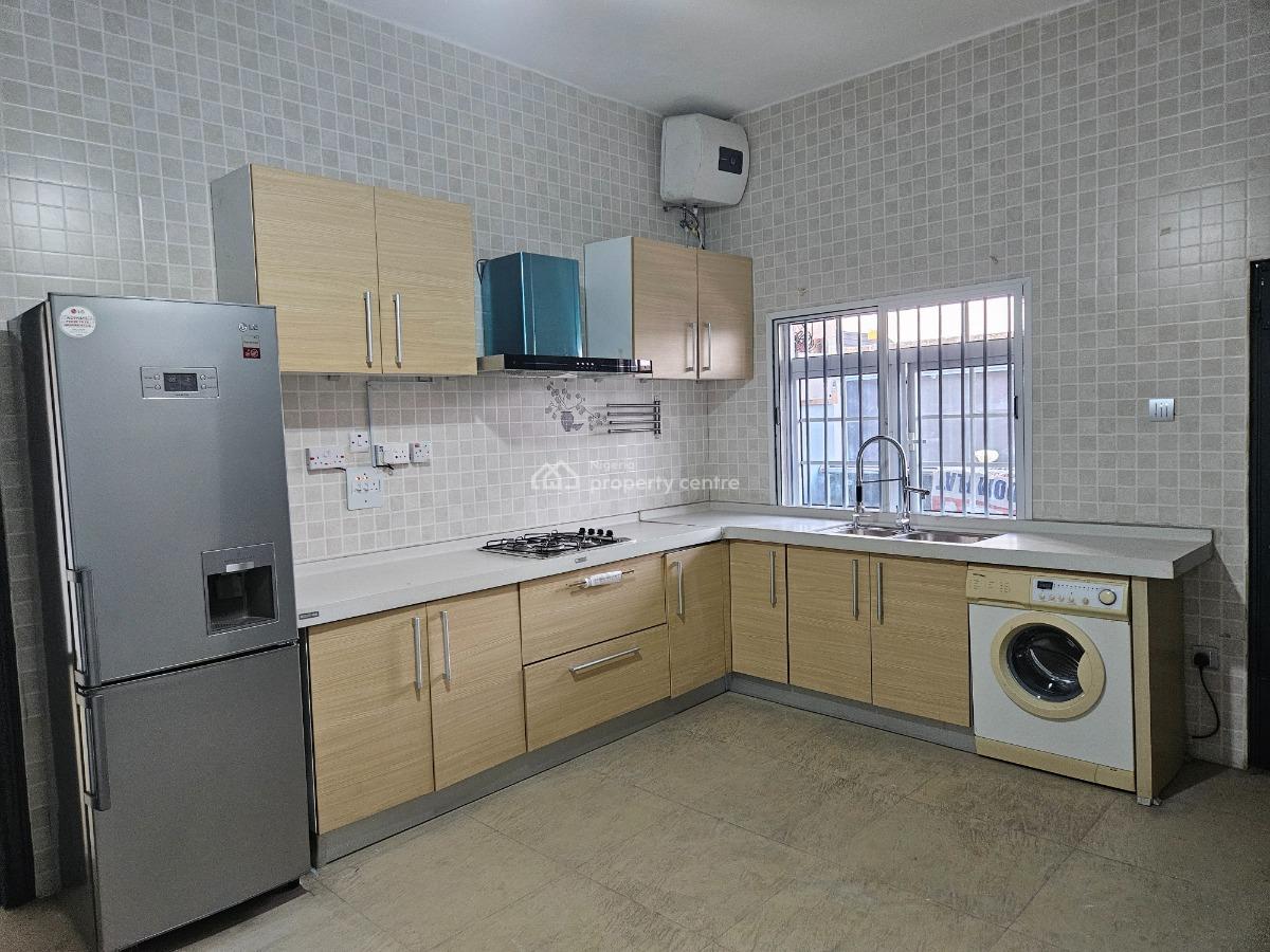 5 Bedroom Furnished Detached Duplex Plus Bq, G.r.a Quarters, Sagamu, Ogun, Detached Duplex for Rent
