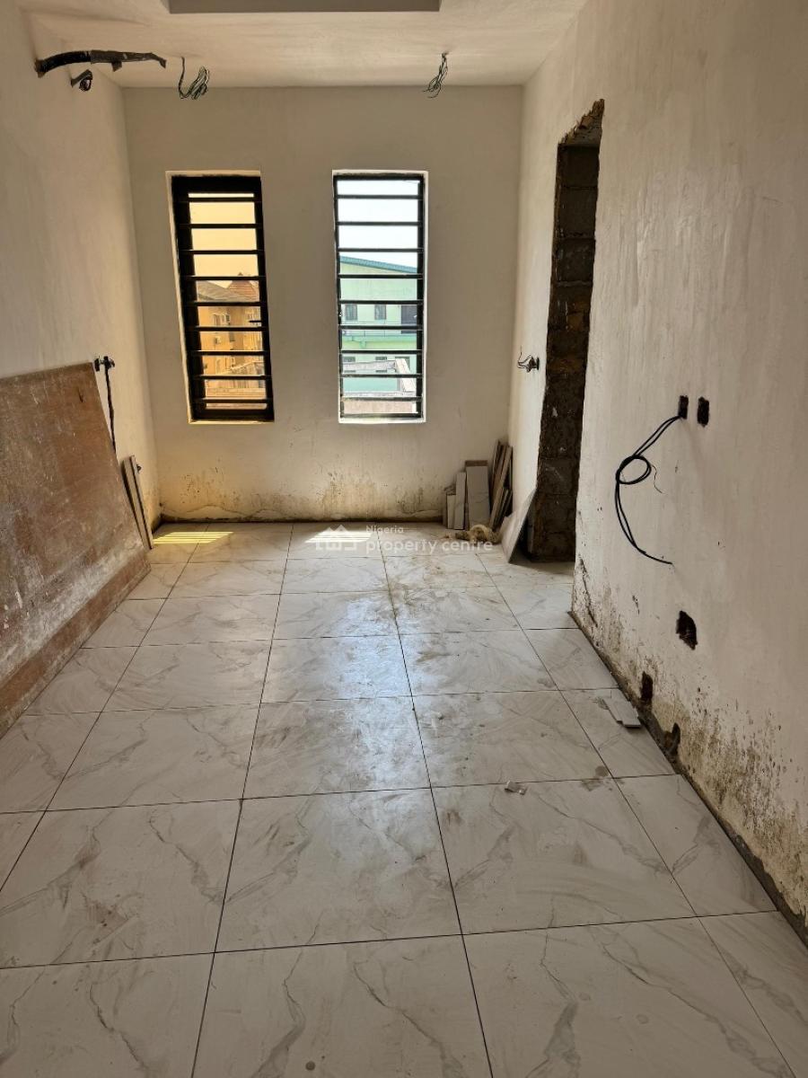 Brand New 3 Bedroom Apartment at Alagomeji, Alagomeji, Yaba, Lagos, Flat / Apartment for Sale