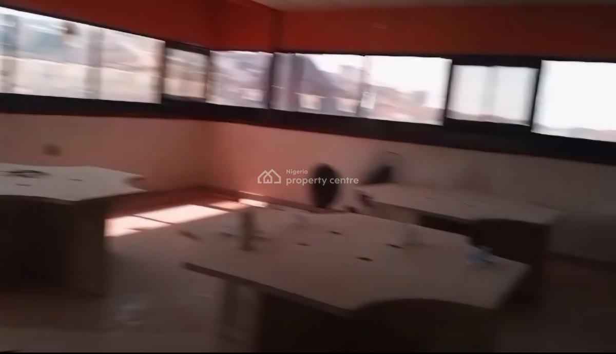 502sqm, Church,hall, Club ,lounge  Rooftop, By Nnpc, Guzape District, Abuja, Plaza / Complex / Mall for Rent