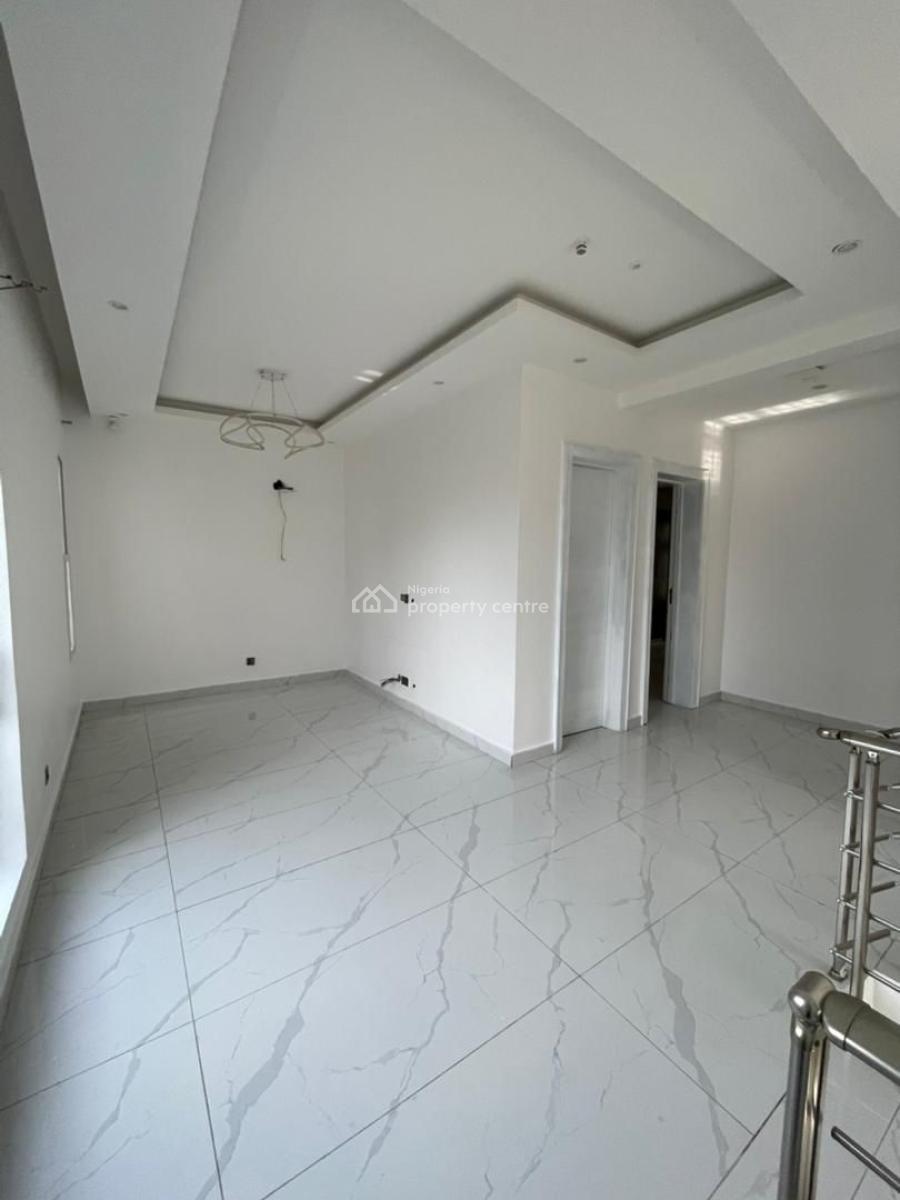 4 Bedroom Semi Detached Duplex with a Bq, Lekki Phase 1, Lekki, Lagos, Semi-detached Duplex for Rent